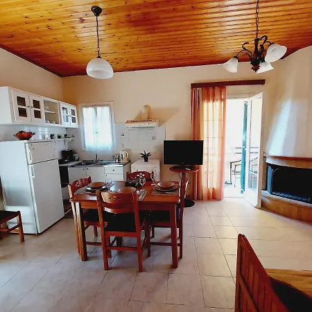 Zoi & Alexia Apart-hotel Ýpsos