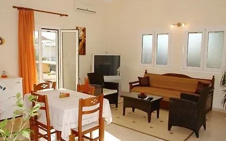 Zoi & Alexia Apart-hotel Ýpsos